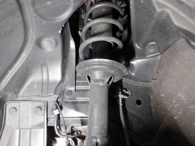 N-ONEG SSパッケージ 4WD　本州仕入れ　4WD　SDナビ　フルセグTV　バックカメラ　USB接続　前席シートヒーター　ステアリングスイッチ　HID　スマートキー　プッシュスタート　ドアバイザー 660