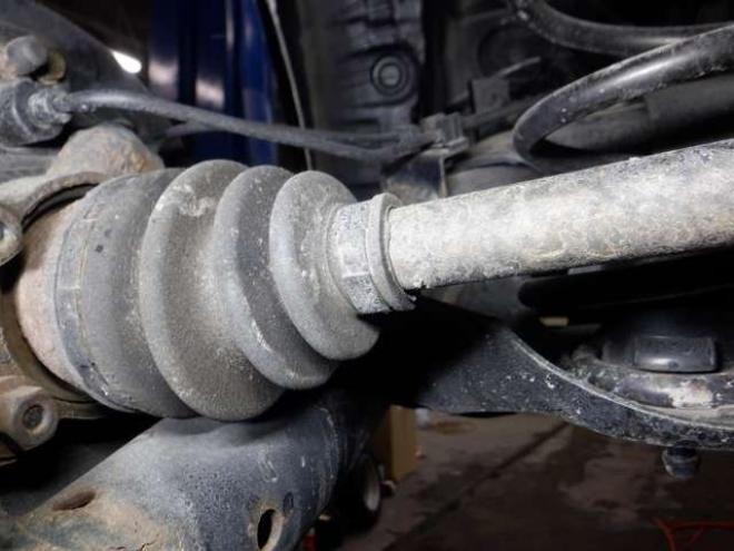 N-ONEG SSパッケージ 4WD　本州仕入れ　4WD　SDナビ　フルセグTV　バックカメラ　USB接続　前席シートヒーター　ステアリングスイッチ　HID　スマートキー　プッシュスタート　ドアバイザー 660