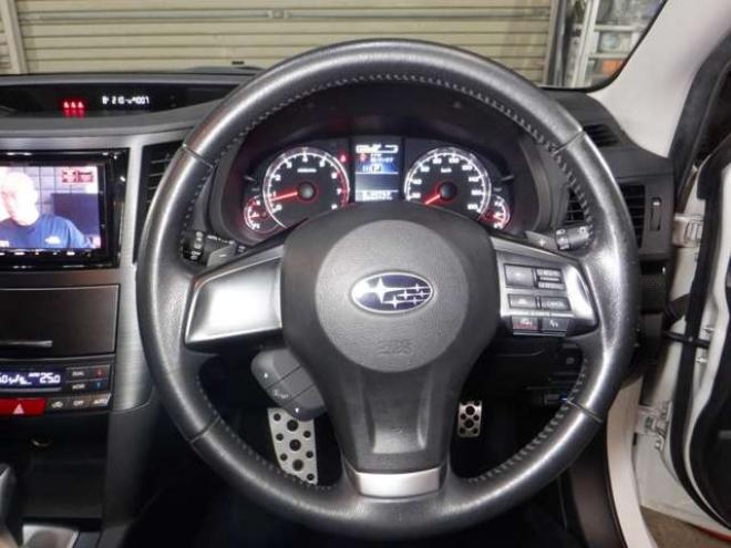 レガシィワゴン2.5 i Bスポーツ アイサイト Gパッケージ 4WD　本州仕入・後期型・ナビ・TV・B/T・Bカメラ・ハーフレザー・電動シート・衝突軽減・レーダークルーズ・アイドリングストップ・スマートキー・プッシュスタート・フォグランプ・パドルシフト・ 2500