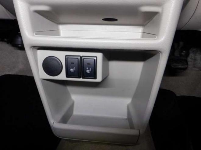 ラパンX 4WD　本州仕入　4WD　ナビ　フルセグTV　B/T　ETC　衝突軽減ブレーキ　HID　シートヒーター　ドアバイザー　スマートキー　プッシュスタート 660