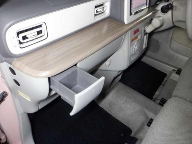 ラパンX 4WD　本州仕入　4WD　ナビ　フルセグTV　B/T　ETC　衝突軽減ブレーキ　HID　シートヒーター　ドアバイザー　スマートキー　プッシュスタート 660