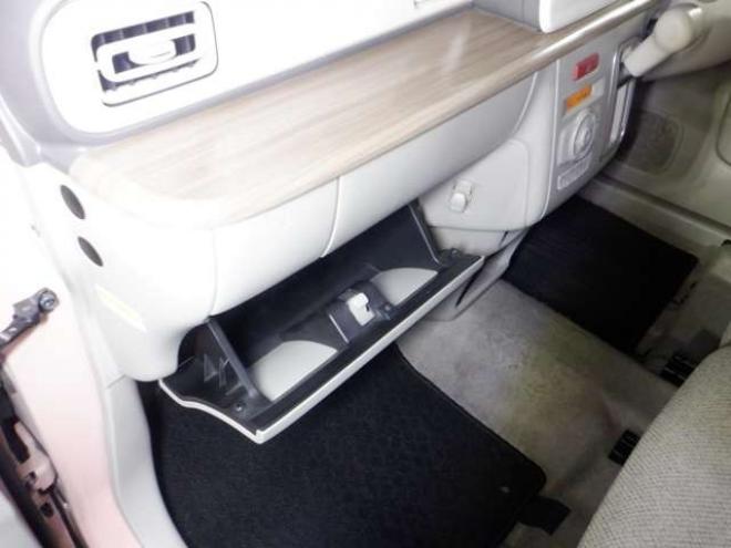 ラパンX 4WD　本州仕入　4WD　ナビ　フルセグTV　B/T　ETC　衝突軽減ブレーキ　HID　シートヒーター　ドアバイザー　スマートキー　プッシュスタート 660