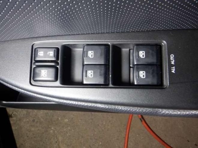 レガシィワゴン2.5 i Bスポーツ アイサイト Gパッケージ 4WD　本州仕入・後期型・ナビ・TV・B/T・ハーフレザーシート・電動シート・スマートキー・プッシュスタート・クルコン・HID・ETC・フォグランプ・アイドリングストップ・パドルシフト 2500