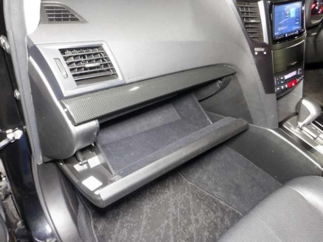 レガシィワゴン2.5 i Bスポーツ アイサイト Gパッケージ 4WD　本州仕入・後期型・ナビ・TV・B/T・ハーフレザーシート・電動シート・スマートキー・プッシュスタート・クルコン・HID・ETC・フォグランプ・アイドリングストップ・パドルシフト 2500