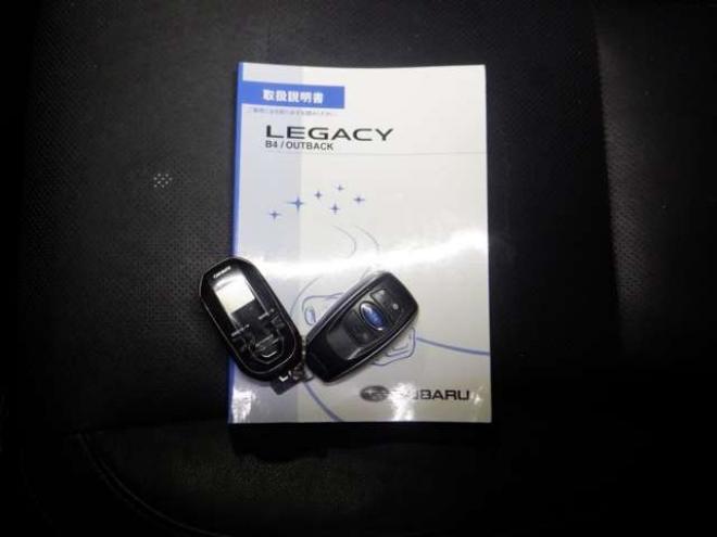 レガシィB4 2.5 リミテッド 4WD　本州仕入　4WD　ナビ　フルセグTV　Bluetoothオーディオ　ETC　エンスタ　全席シートヒーター　革シート　パワーシート　LEDヘッドライト　フォグランプ　パドルシフト　プッシュスタート 2500