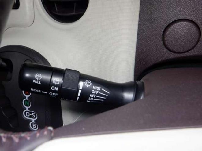 ポルテ1.5 G 4WD　本州仕入　4WD　SDナビ　フルセグTV　B/T　ETC　純正エンスタ　シートヒーター　ワイパーデアイサー　HID　フォグランプ　ドアバイザー　スマートキー　プッシュスタート 1500