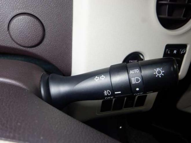 ポルテ1.5 G 4WD　本州仕入　4WD　SDナビ　フルセグTV　B/T　ETC　純正エンスタ　シートヒーター　ワイパーデアイサー　HID　フォグランプ　ドアバイザー　スマートキー　プッシュスタート 1500