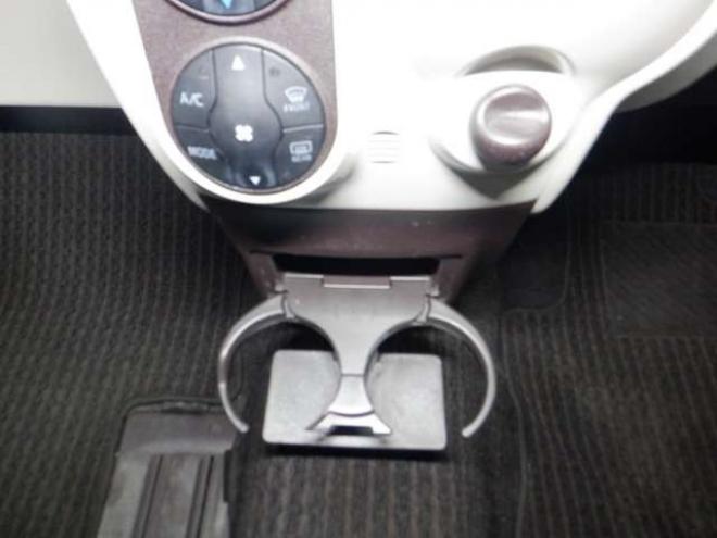 ポルテ1.5 G 4WD　本州仕入　4WD　SDナビ　フルセグTV　B/T　ETC　純正エンスタ　シートヒーター　ワイパーデアイサー　HID　フォグランプ　ドアバイザー　スマートキー　プッシュスタート 1500