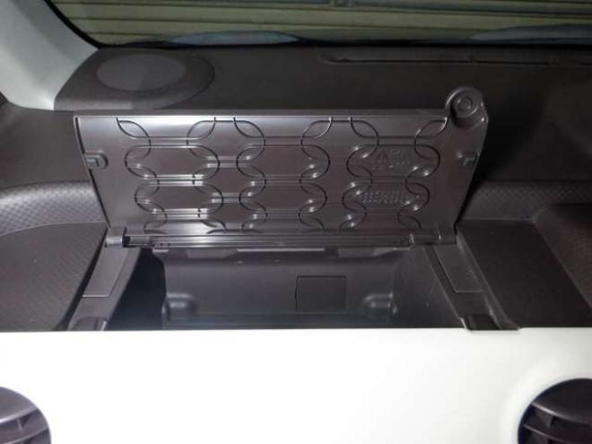 ポルテ1.5 G 4WD　本州仕入　4WD　SDナビ　フルセグTV　B/T　ETC　純正エンスタ　シートヒーター　ワイパーデアイサー　HID　フォグランプ　ドアバイザー　スマートキー　プッシュスタート 1500