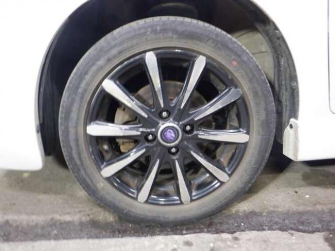 ソリオ1.2 バンディット 4WD　4WD　ナビ　フルセグTV　USB接続　バックカメラ　サイドカメラ　シートヒーター　両側パワスラ　100V電源　HID　フォグランプ　ドアバイザー　スマートキー　プッシュスタート 1200