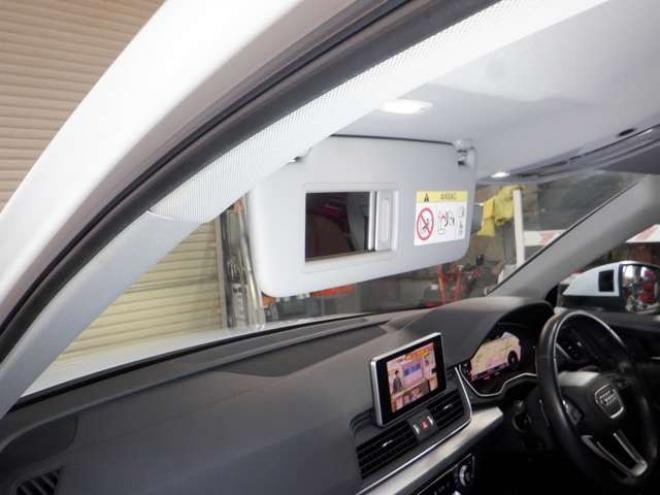 アウディQ5 2.0 TFSI クワトロ スポーツ ラグジュアリーパッケージ 4WD　茶革・ナビ・TV・B/T・F/S/Bカメラ・マトリクスLED・ヴァーチャルコックピット・電動リアゲート・シートヒーター・ACC・パワーシート・ETC・エアサス 正規輸入車 2000