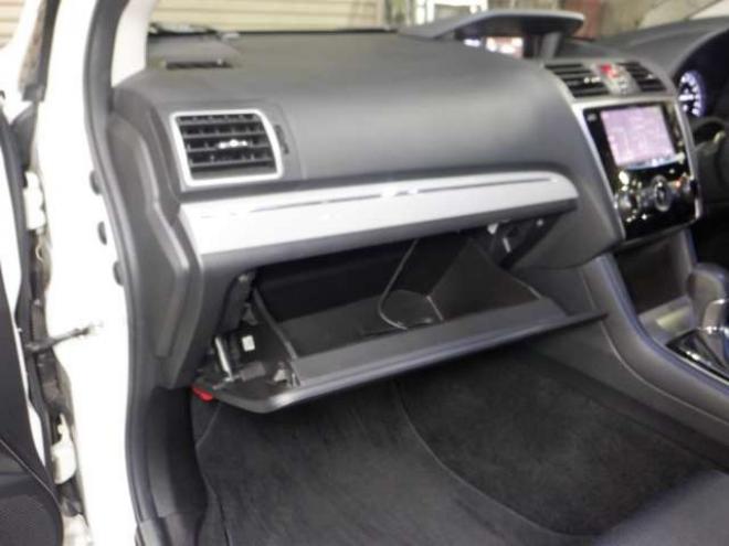 レヴォーグ1.6 GT-S アイサイト 4WD　本州仕入・ナビ・TV・B/T・Bカメラ・LEDヘッドライト・電動シート・ETC・パドルシフト・スマートキー・プッシュスタート・アイドリングストップ・クルコン・フォグランプ・衝突軽減・レーンキープ 1600