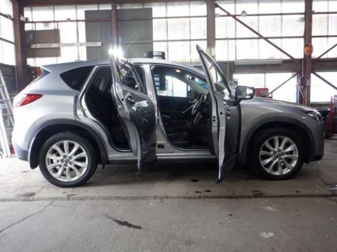 CX-52.2 XD ディーゼルターボ 4WD　ナビ・TV・B/T・S/Bカメラ・エンスタ・スマートキー・プッシュスタート・クルコン・衝突軽減・ステアリングスイッチ・HID・ETC・フォグランプ・アイドリングストップ・純正AW・オートライト 2200