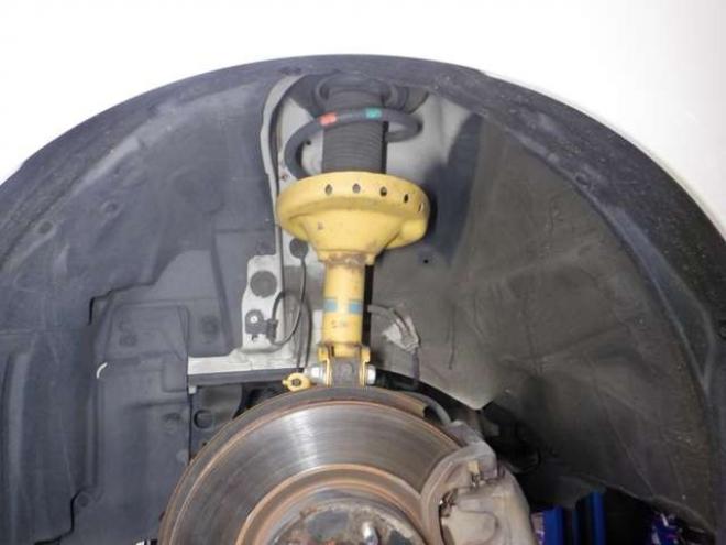 レヴォーグ1.6 GT-S アイサイト 4WD　本州仕入・ナビ・TV・B/T・Bカメラ・前席電動シート・LEDヘッドライト・LEDアクセサリーライナー・パドルシフト・クルコン・アイドリングストップ・衝突軽減・スマートキー・プッシュスタート・ 1600