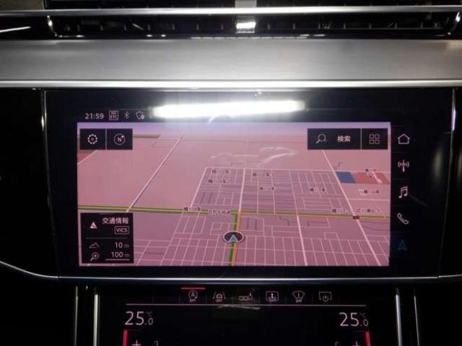 アウディA8 55 TFSI クワトロ 4WD　本州仕入・ナビ・TV・B/T・サンルーフ・黒革・360°カメラ・LEDヘッドライト・後席リモート・BANG&OLUSENサウンド・電動トランク・全席電動シート・全席パワークロージングドア・ヘッドアップディスプレイ 3000