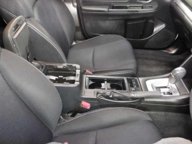 インプレッサスポーツ 2.0 i アイサイト 4WD　本州仕入　4WD　ナビ　フルセグTV  クルコン　バックカメラ　ETC　アイドリングストップ　衝突軽減ブレーキ　HID　フォグランプ　スマートキー　プッシュスタート 2000