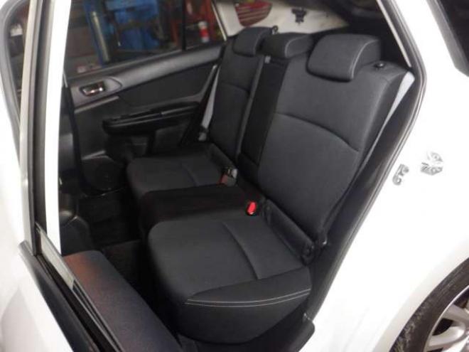 インプレッサスポーツ 2.0 i アイサイト 4WD　本州仕入　4WD　ナビ　フルセグTV  クルコン　バックカメラ　ETC　アイドリングストップ　衝突軽減ブレーキ　HID　フォグランプ　スマートキー　プッシュスタート 2000