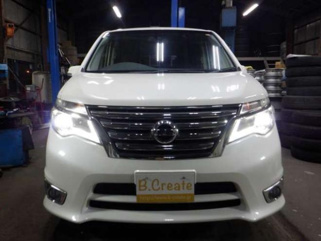 セレナ2.0 ハイウェイスター 4WD　本州仕入・後期型・ナビ・TV・B/T・Bカメラ・両側電動・インテリキー・プッシュスタート・アイドリングストップ・LEDヘッドライト・クルコン・ETC・ 2000