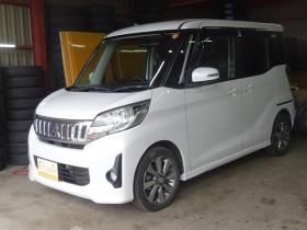 eKスペース　カスタム T 4WD　ナビ・TV・Bカメラ・B/T・両側電動・ターボ・スマートキー・プッシュスタート・純正エンスタ・HID・ベンチシート・フォグランプ・リア席サンシェード・シートヒーター・寒冷地仕様 660