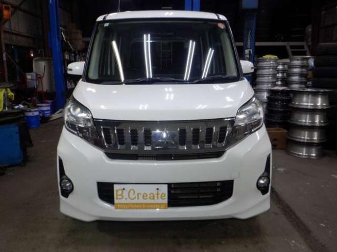 eKスペースカスタム T 4WD　ナビ・TV・Bカメラ・B/T・両側電動・ターボ・スマートキー・プッシュスタート・純正エンスタ・HID・ベンチシート・フォグランプ・リア席サンシェード・シートヒーター・寒冷地仕様 660