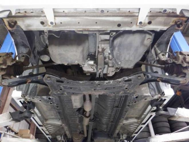 eKスペースカスタム T 4WD　ナビ・TV・Bカメラ・B/T・両側電動・ターボ・スマートキー・プッシュスタート・純正エンスタ・HID・ベンチシート・フォグランプ・リア席サンシェード・シートヒーター・寒冷地仕様 660