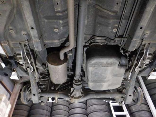 eKスペースカスタム T 4WD　ナビ・TV・Bカメラ・B/T・両側電動・ターボ・スマートキー・プッシュスタート・純正エンスタ・HID・ベンチシート・フォグランプ・リア席サンシェード・シートヒーター・寒冷地仕様 660