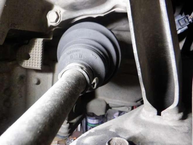 eKスペースカスタム T 4WD　ナビ・TV・Bカメラ・B/T・両側電動・ターボ・スマートキー・プッシュスタート・純正エンスタ・HID・ベンチシート・フォグランプ・リア席サンシェード・シートヒーター・寒冷地仕様 660