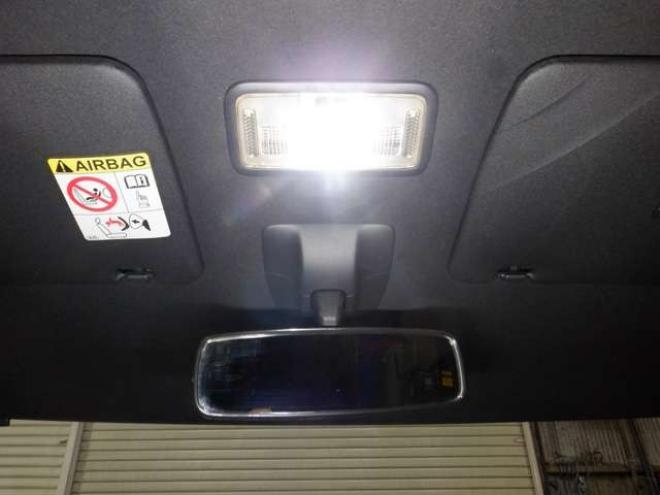 ウェイクG SA 4WD　本州仕入　ナビ　TV　バックカメラ　LEDヘッドライト　両側電動　シートヒーター　スマアシ　ターボ　スマートキー　プッシュスタート　オートライト　ベンチシート　アイドリングストップ　フォグランプ 660