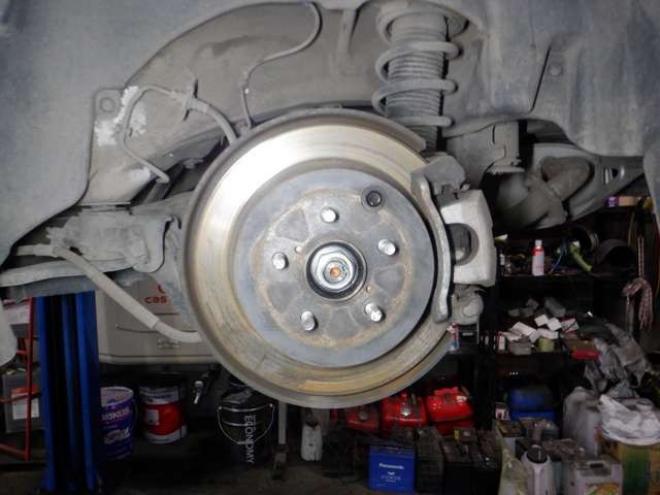 インプレッサスポーツ 1.6 i-L 4WD　ナビ・TV・B/T・Bカメラ・アイドリングストップ・スマートキー・プッシュスタート・HID・ヘッドライトウォッシャー・ETC・フォグランプ・オートエアコン・ドアバイザー・DVD再生 1600