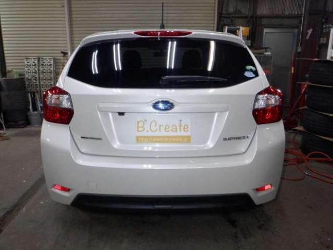 インプレッサスポーツ 1.6 i-L 4WD　ナビ・TV・B/T・Bカメラ・アイドリングストップ・スマートキー・プッシュスタート・HID・ヘッドライトウォッシャー・ETC・フォグランプ・オートエアコン・ドアバイザー・DVD再生 1600