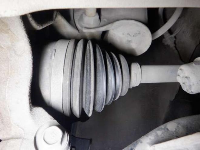 インプレッサスポーツ 1.6 i-L 4WD　ナビ・TV・B/T・Bカメラ・アイドリングストップ・スマートキー・プッシュスタート・HID・ヘッドライトウォッシャー・ETC・フォグランプ・オートエアコン・ドアバイザー・DVD再生 1600