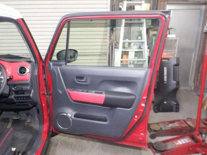 ハスラーJスタイル 4WD　ナビ・TV・Bカメラ・B/T・レーダーブレーキ・オープンカントリーR/Tタイヤ・シートヒーター・スマートキー・プッシュスタート・社外エンスタ・LEDフォグランプ・Aストップ・ツートンカラー・HID・オートライト 660