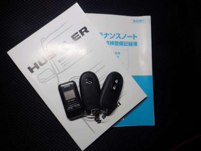 ハスラーJスタイル 4WD　ナビ・TV・Bカメラ・B/T・レーダーブレーキ・オープンカントリーR/Tタイヤ・シートヒーター・スマートキー・プッシュスタート・社外エンスタ・LEDフォグランプ・Aストップ・ツートンカラー・HID・オートライト 660