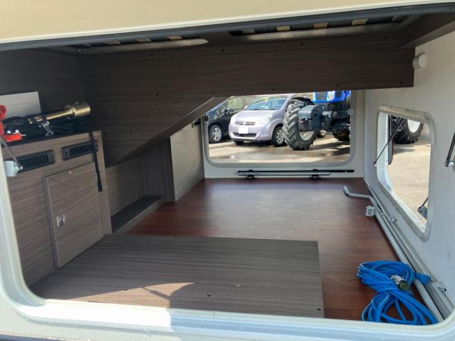 コースター中古　ボーダーバンクス　ナッツRVハイパーエボリューションTYPE・T