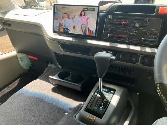 コースター中古　ボーダーバンクス　ナッツRVハイパーエボリューションTYPE・T