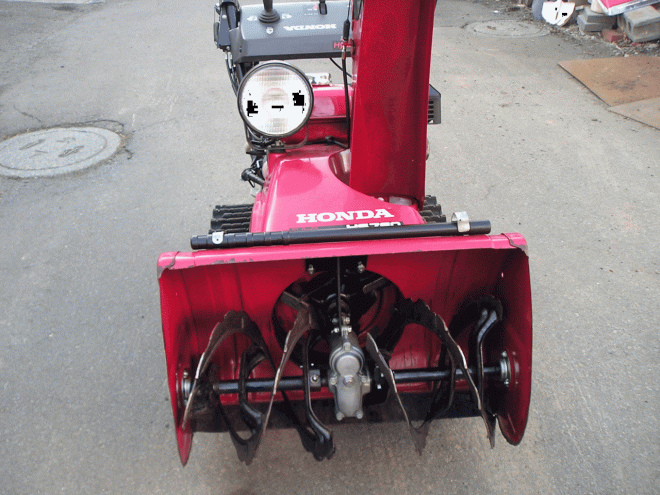 除雪機ホンダ　７馬力除雪機　ＨＳ－760電動シューター　オーガ上下ハンド式　点検済み　即使用可