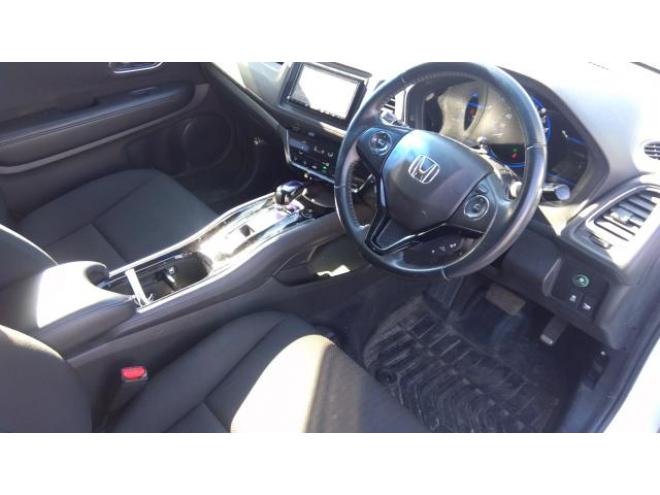 ヴェゼルハイブリッドＸ 4WD 4WD 1500 5Dr