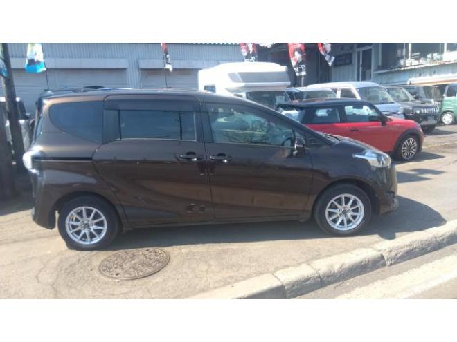 シエンタＸ 4WD 4WD 1500 5Dr