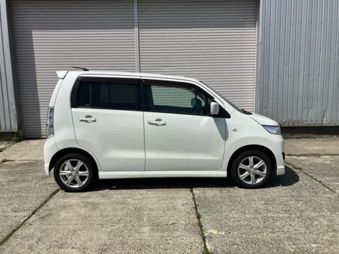 ワゴンRスティングレー　X 4WD 660 ５Dr