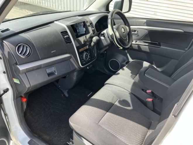 ワゴンRスティングレー　X 4WD 660 ５Dr