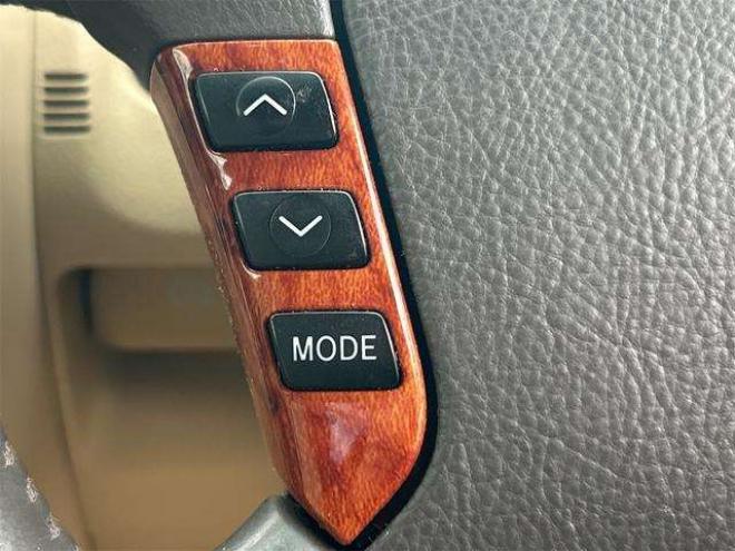 クラウンロイヤル 3.0 ロイヤルサルーン i-Four 4WD　ドライブレコーダー　オートクルーズコントロール　バックカメラ　ナビ　エアロ　HID　スマートキー　電動格納ミラー　盗難防止システム　衝突安全ボディ 3000