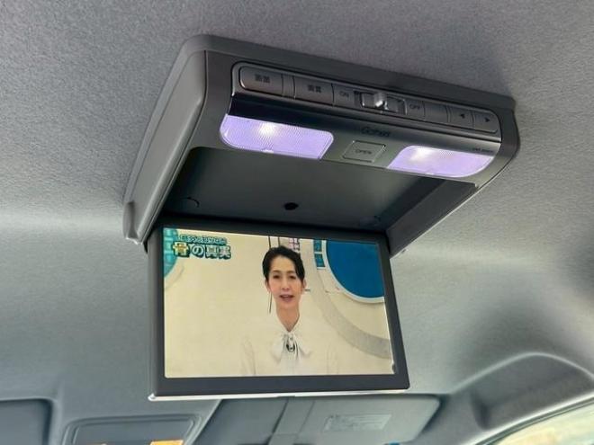 ステップワゴン2.0 スパーダ Z 4WD　ナビ　テレビ　スマートキー　記録簿　メンテナンスノート　取扱説明書　オートエアコン　後席モニター　バックカメラ　両側パワースライドドア　ETC 2000