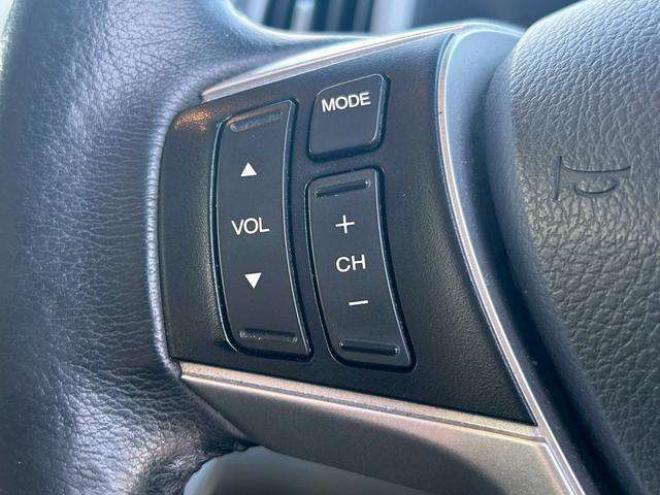 ステップワゴン2.0 スパーダ Z 4WD　ナビ　テレビ　スマートキー　記録簿　メンテナンスノート　取扱説明書　オートエアコン　後席モニター　バックカメラ　両側パワースライドドア　ETC 2000