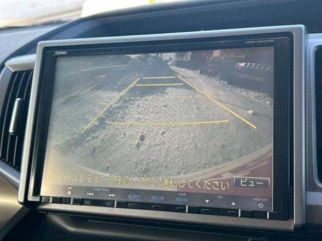 ステップワゴン2.0 スパーダ Z 4WD　ナビ　テレビ　スマートキー　記録簿　メンテナンスノート　取扱説明書　オートエアコン　後席モニター　バックカメラ　両側パワースライドドア　ETC 2000