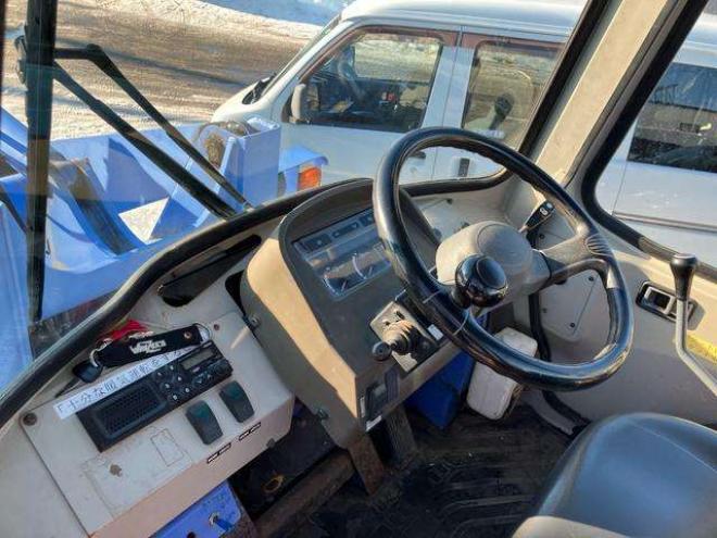 ホイールローダ日立建機株式会社　4WD 1500