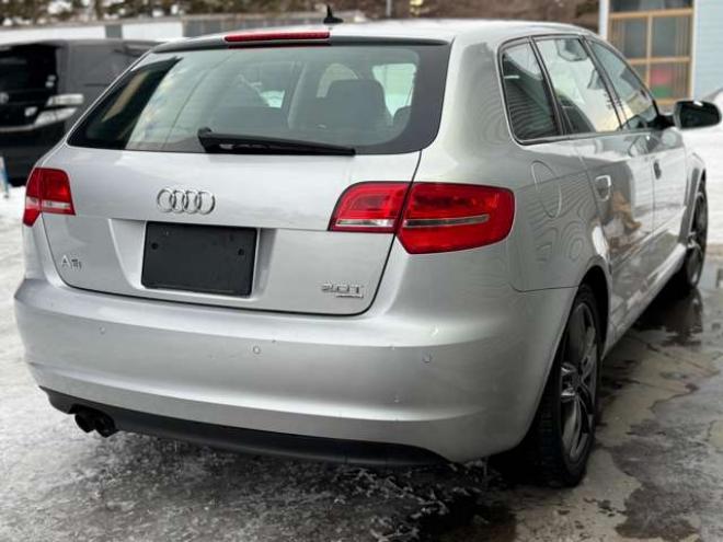 アウディA3スポーツバック 2.0 TFSI クワトロ 4WD　ナビ　TV　Bカメラ　Bluetooth 正規輸入車 2000