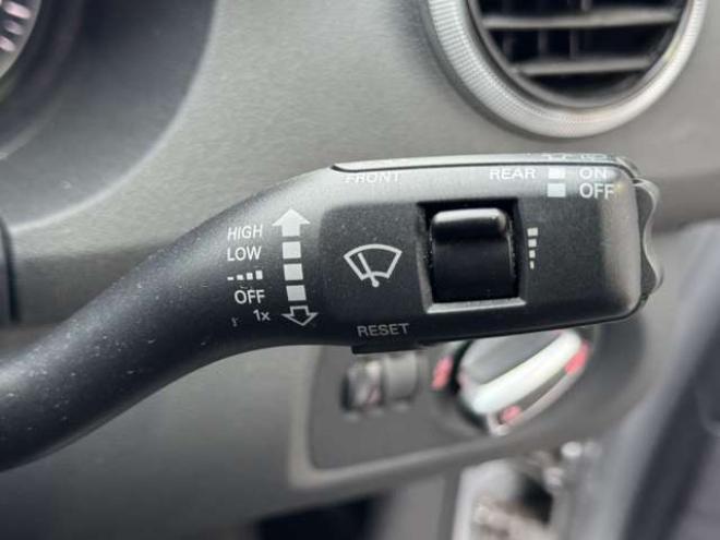 アウディA3スポーツバック 2.0 TFSI クワトロ 4WD　ナビ　TV　Bカメラ　Bluetooth 正規輸入車 2000