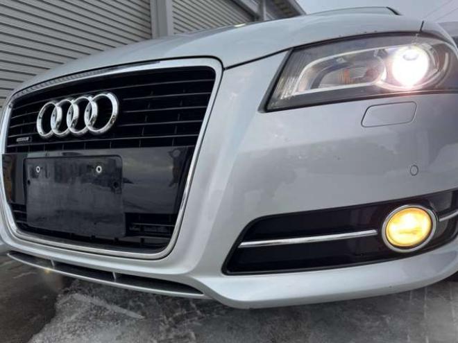 アウディA3スポーツバック 2.0 TFSI クワトロ 4WD　ナビ　TV　Bカメラ　Bluetooth 正規輸入車 2000