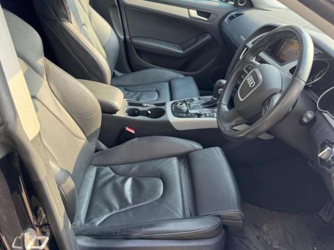 アウディA5スポーツバック 2.0 TFSI クワトロ 4WD　夏冬タイヤ　黒革シート　ナビ　TV　Bカメラ 正規輸入車 2000