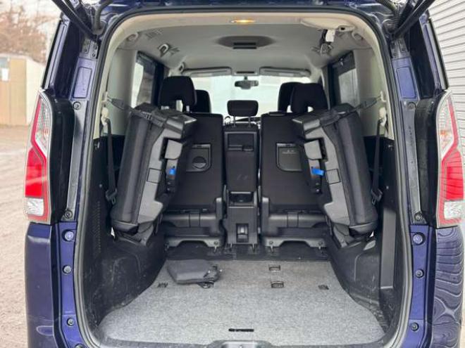 セレナ2.0 X Vセレクション 4WD　ナビ　TV　全周囲カメラ　ETC　両側Pスライド 2000